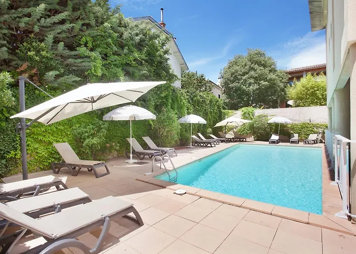 Appart Hotel Odalys City Aix En Provence Les Floridianes