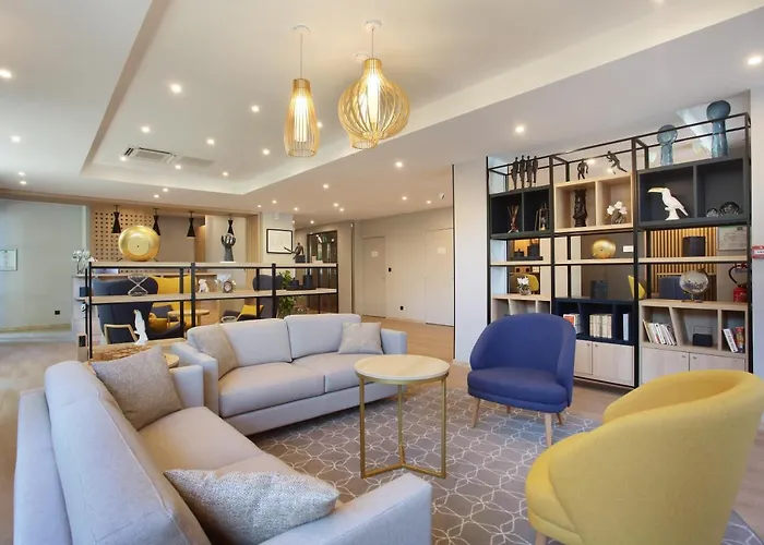 Appart Hotel Odalys City Aix En Provence Les Floridianes